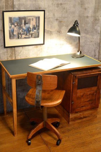 Schreibtisch Prof. Bienlein