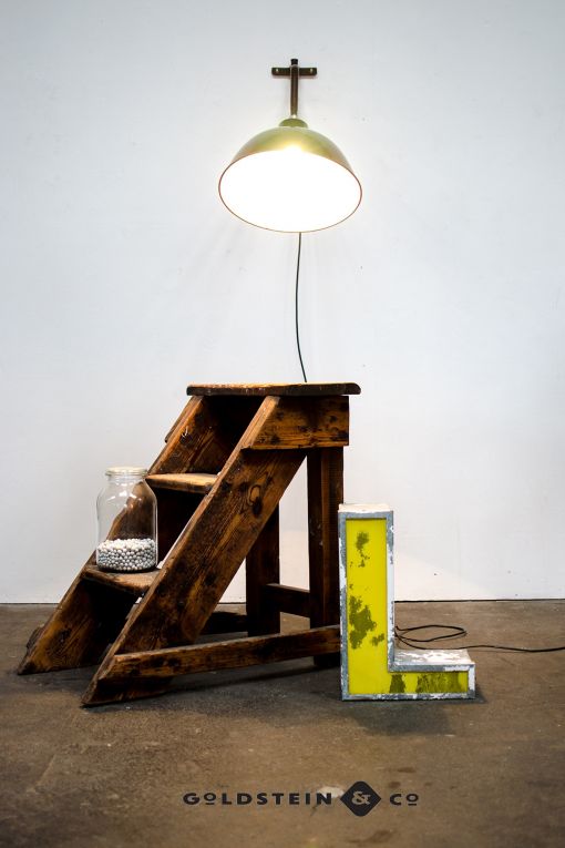 Auslegerleuchte mit Emailleschirm