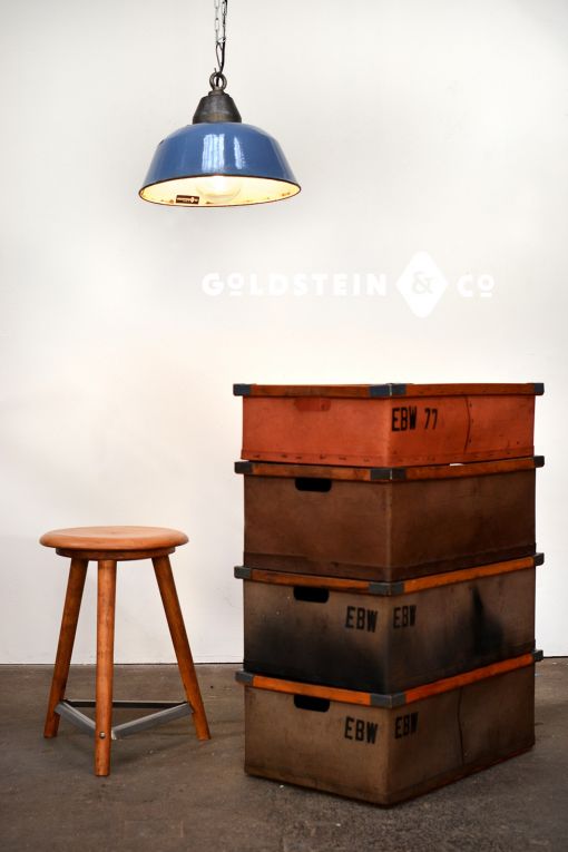 Graublaue Emaillelampe mit gusseisernem Dom