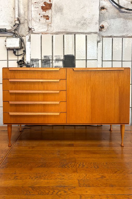 Kleines Sideboard