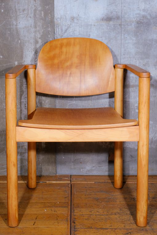 Skandinavische Armlehnstühle